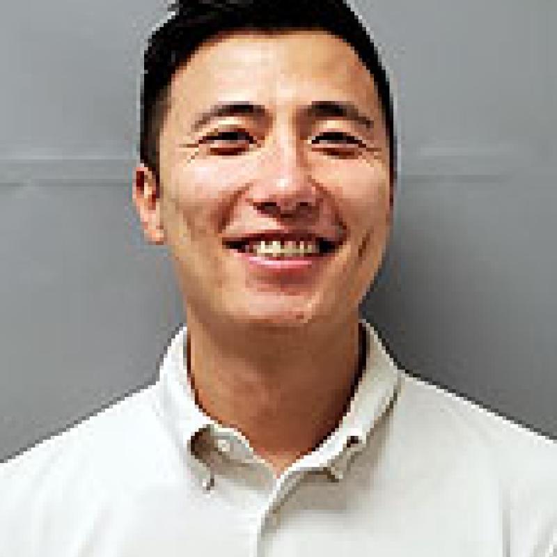 Portrait of Jeffrey Wang